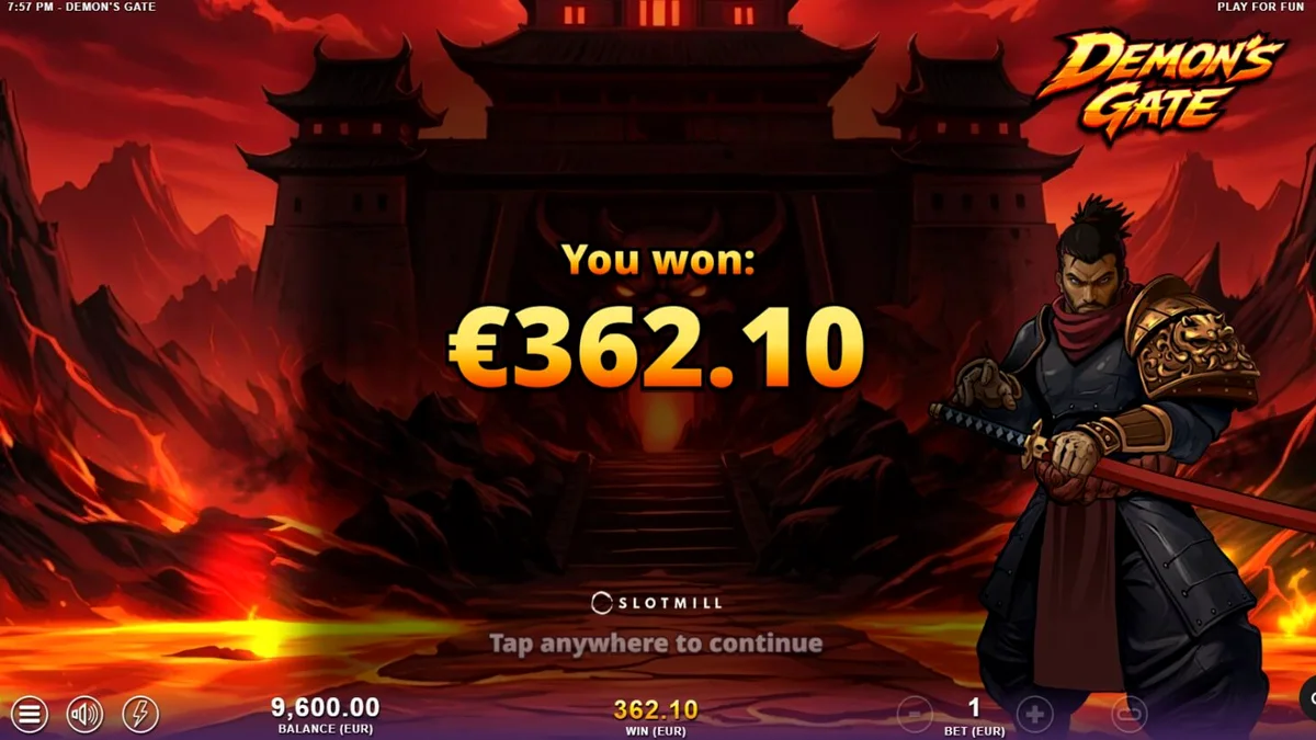 Samurai enfrentando portal sombrio no slot Demon's Gate